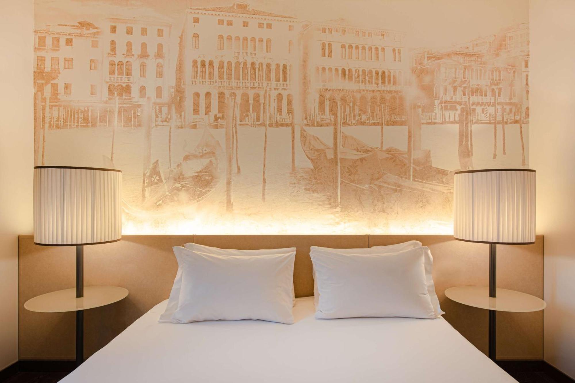Hyatt Centric Venice 4*